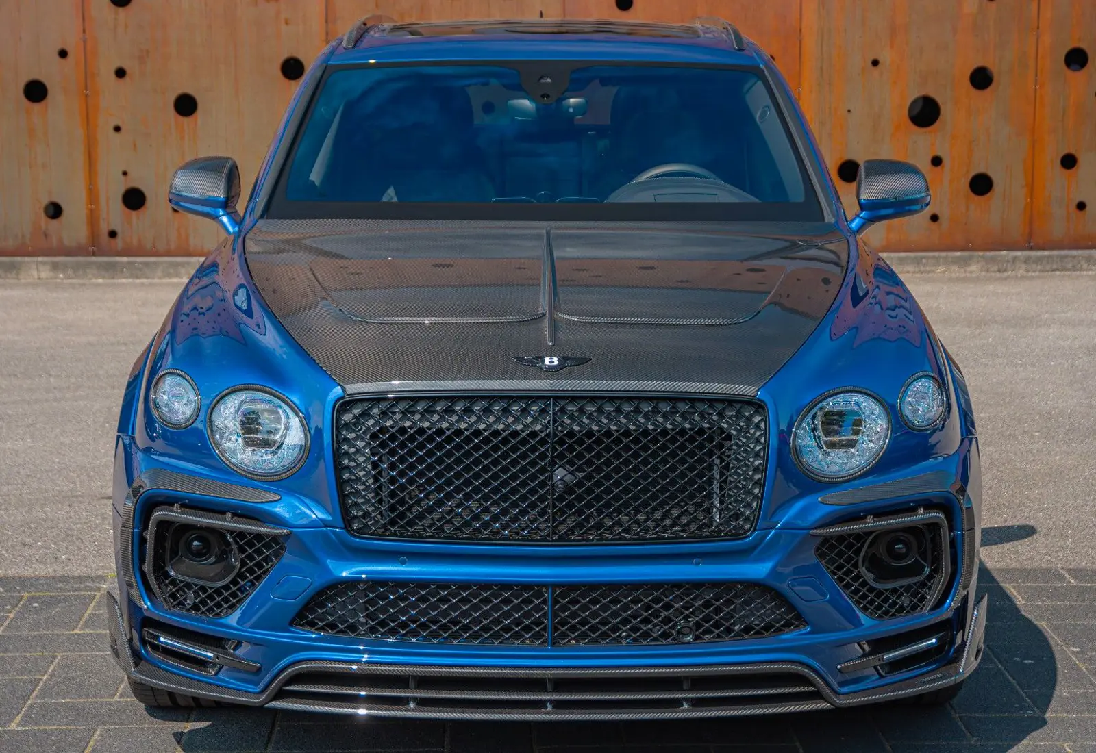 Bentley Bentayga V8 MANSORY * FULL CARBON * CERAMIC BRAKES *  - 55735