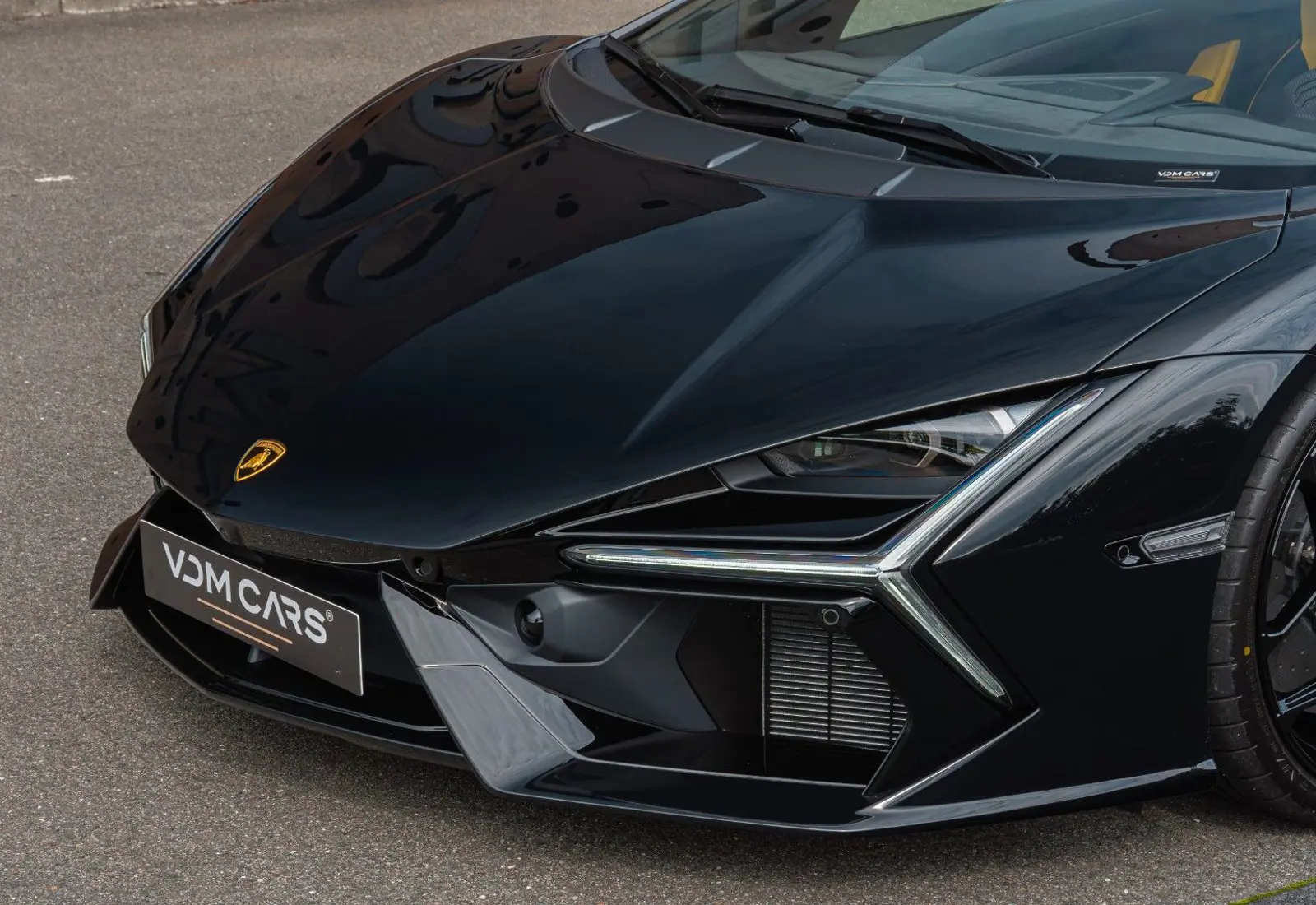 Lamborghini Revuelto 6.5 V12 * NEW CAR * AVAILABLE * BI COLOR - 145422