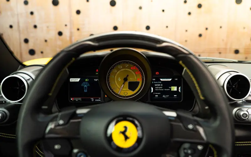 Ferrari F8 Spider * LIFT * AFS1 * CARBON * Racing Seats *  - 167751