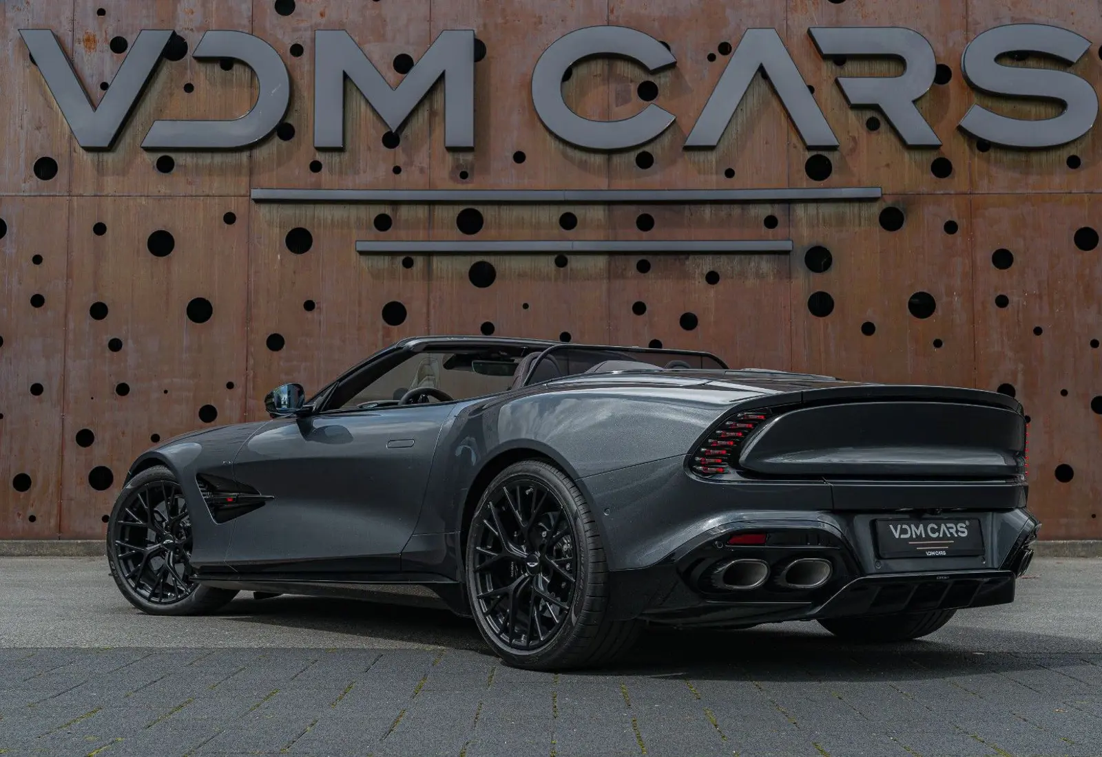 Aston Martin Vanquish Volante * Bowers &amp; Wilkins * Black-Pack *  - 145484