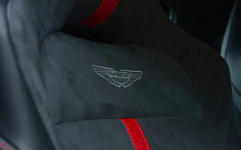 Aston Martin Vantage F1 * CARBON * AEROKIT * 360 * ELEC.SEAT - 110274