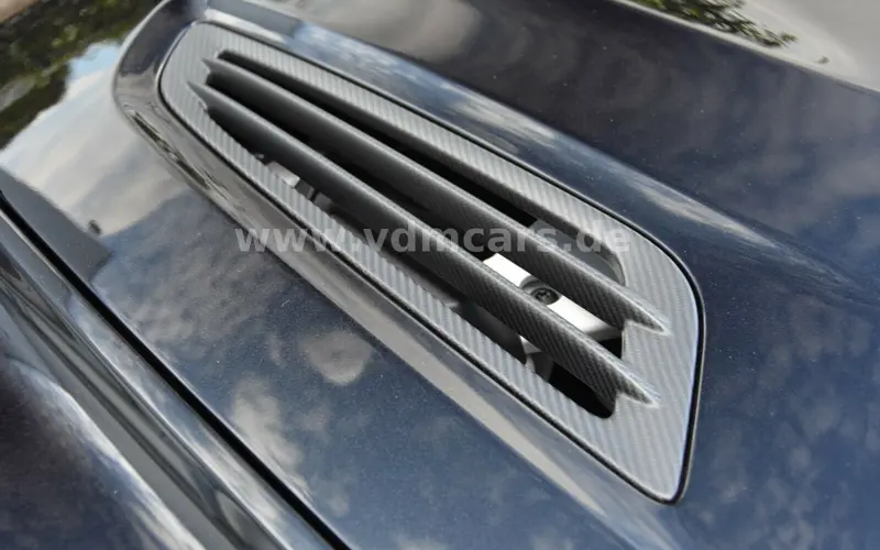 Aston Martin Vanquish Zagato Shooting Brake | 1 of 99 | NEW - 105173
