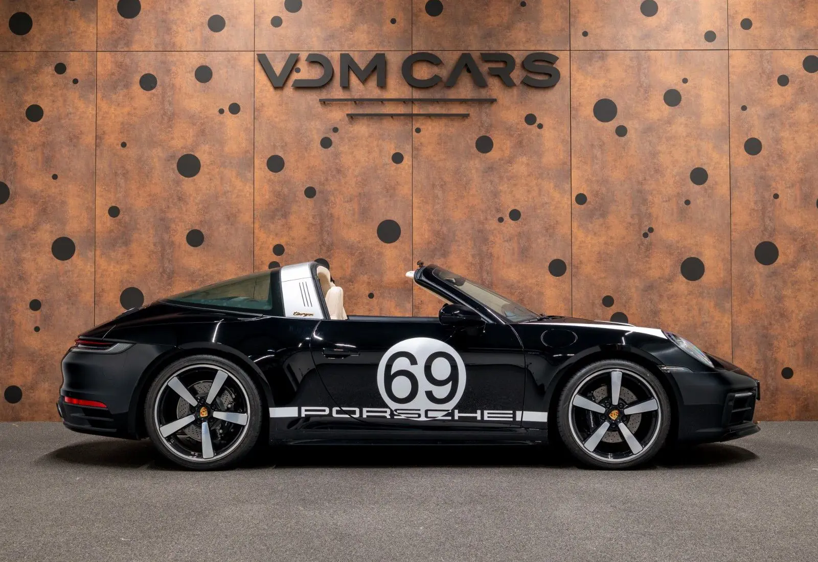 Porsche 911 Targa 4S Heritage Edition * 1 OF 992 * DESIGN *  - 174324