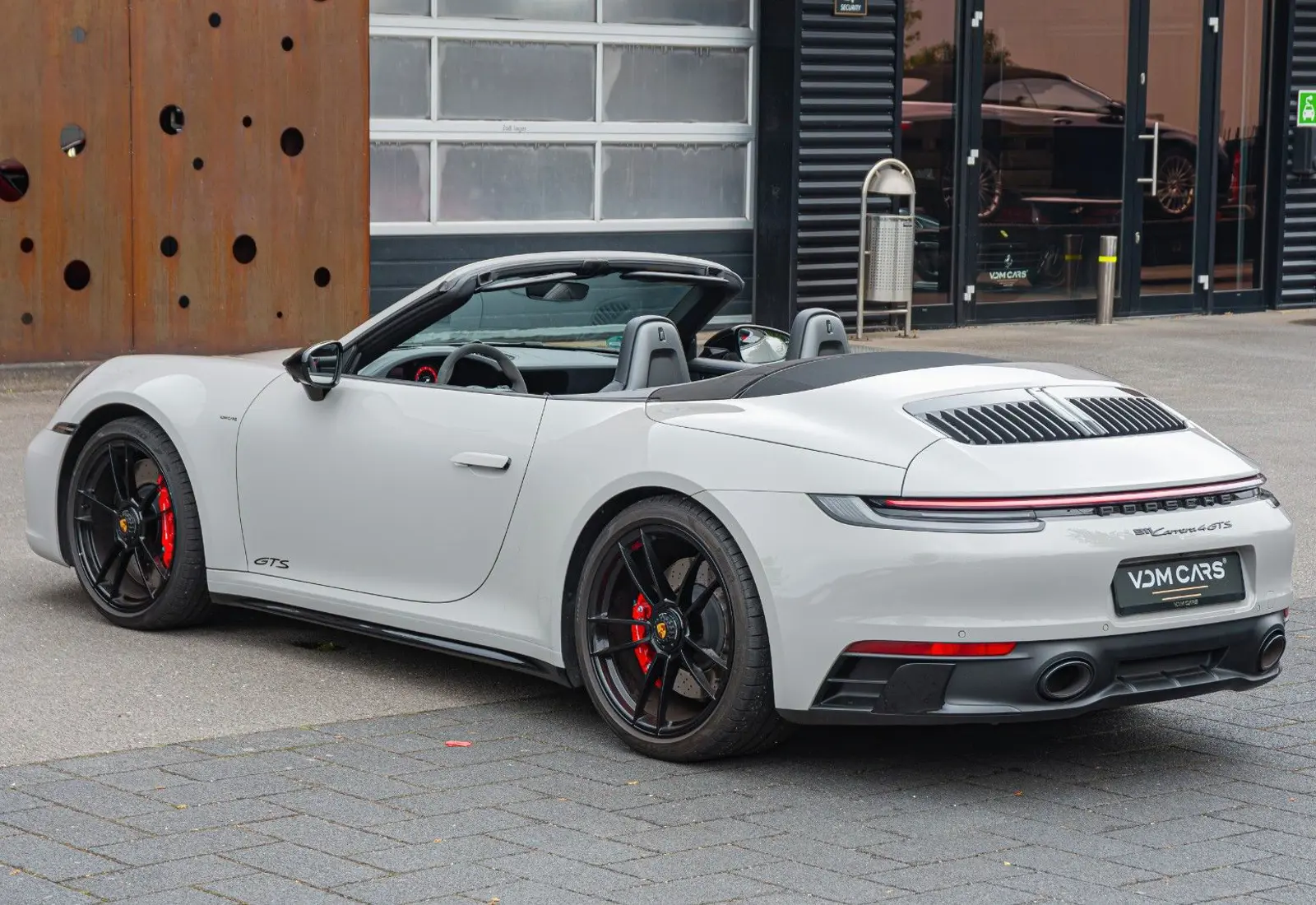 Porsche 992 Carrera 4 GTS Cabrio * 18 WEG * BOSE * SPORT * PASM *  - 86401