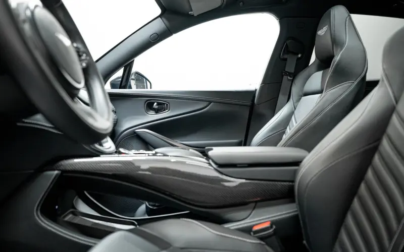 Aston Martin DBX 707 * Carbon * Sitzbelüftung * ACC * 360 * DesignPack - 168128