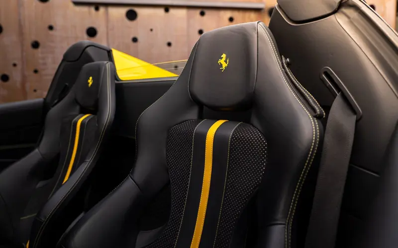 Ferrari F8 Spider * LIFT * AFS1 * CARBON * Racing Seats *  - 167735
