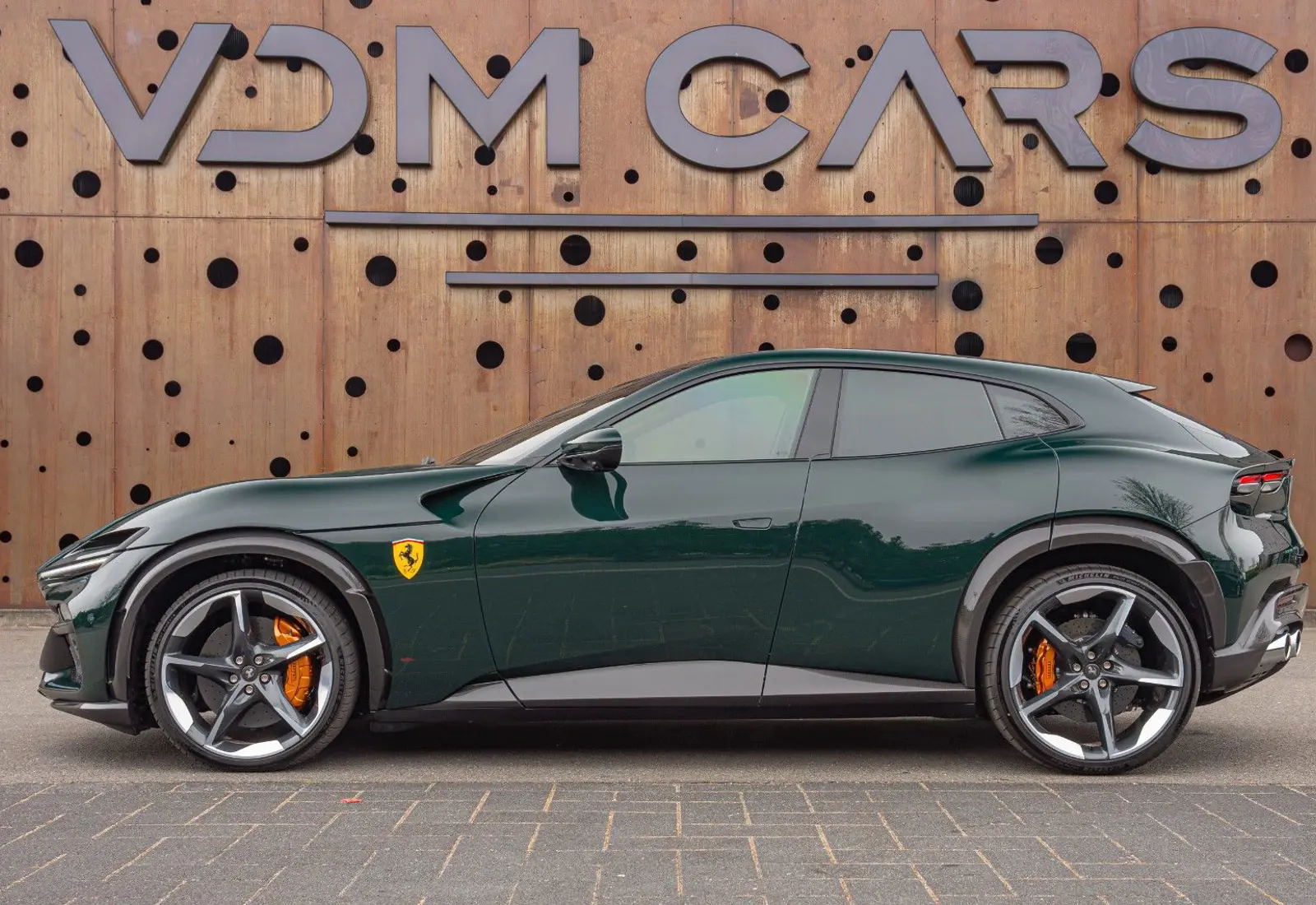 Ferrari Purosangue V12 * CARBON (9x) * MASSAGE * PANO * STOCK *  - 106818