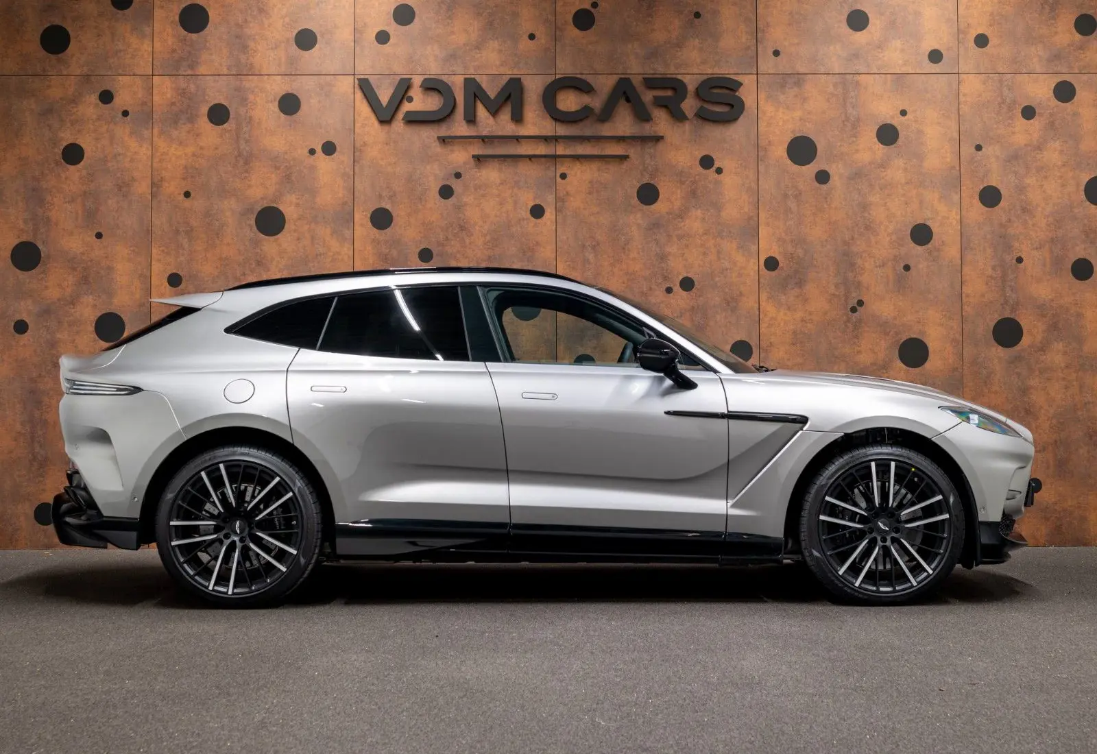 Aston Martin DBX 4.0 V8 707 * FACELIFT * ACC * 360 *  - 168142