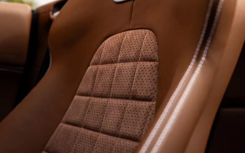 Ferrari Roma Spider * SPECIAL COLOR * VENT * VOLL * LP €345.000 - 171204
