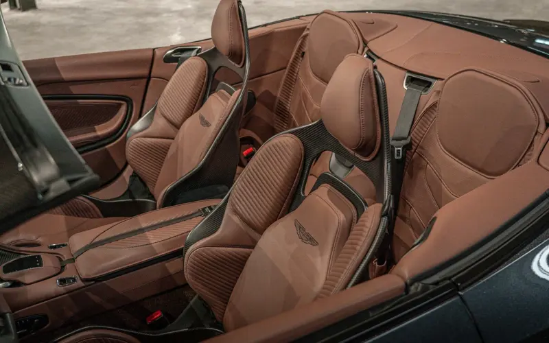 Aston Martin DBS Volante 770 Ultimate * 1/199 * Carbon * Carb.Seats - 143510