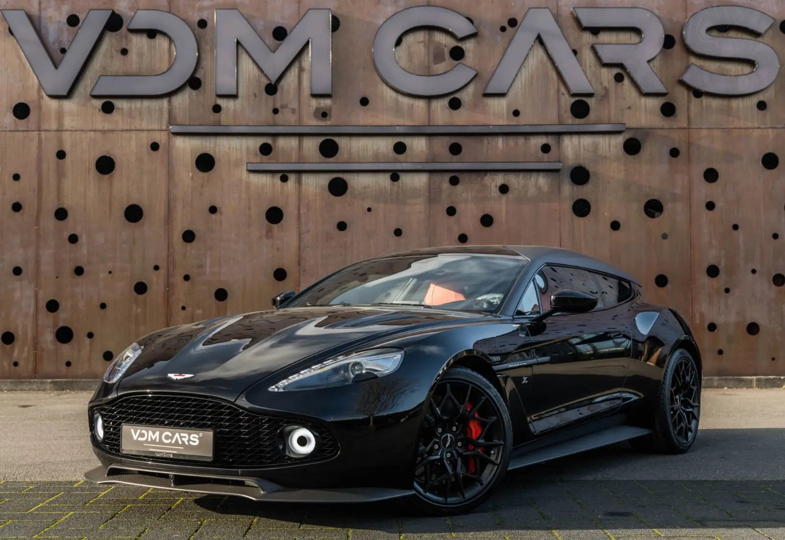 Aston Martin Vanquish Zagato Shooting Brake NEW SERVICE ! NEW - 125083