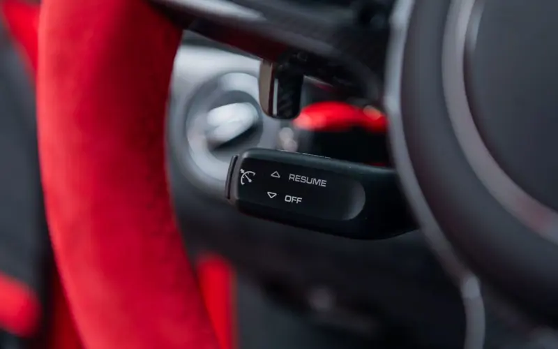 Porsche 911 GT2 RS * WEISSACH * 1.HAND * NUR 732KM * CLUBSPORT - 123980