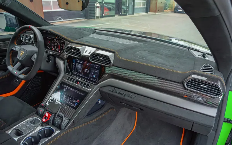 Lamborghini Urus 4.0 V8 Performante * AKRA * FULL CARBON * PANO *  - 105548
