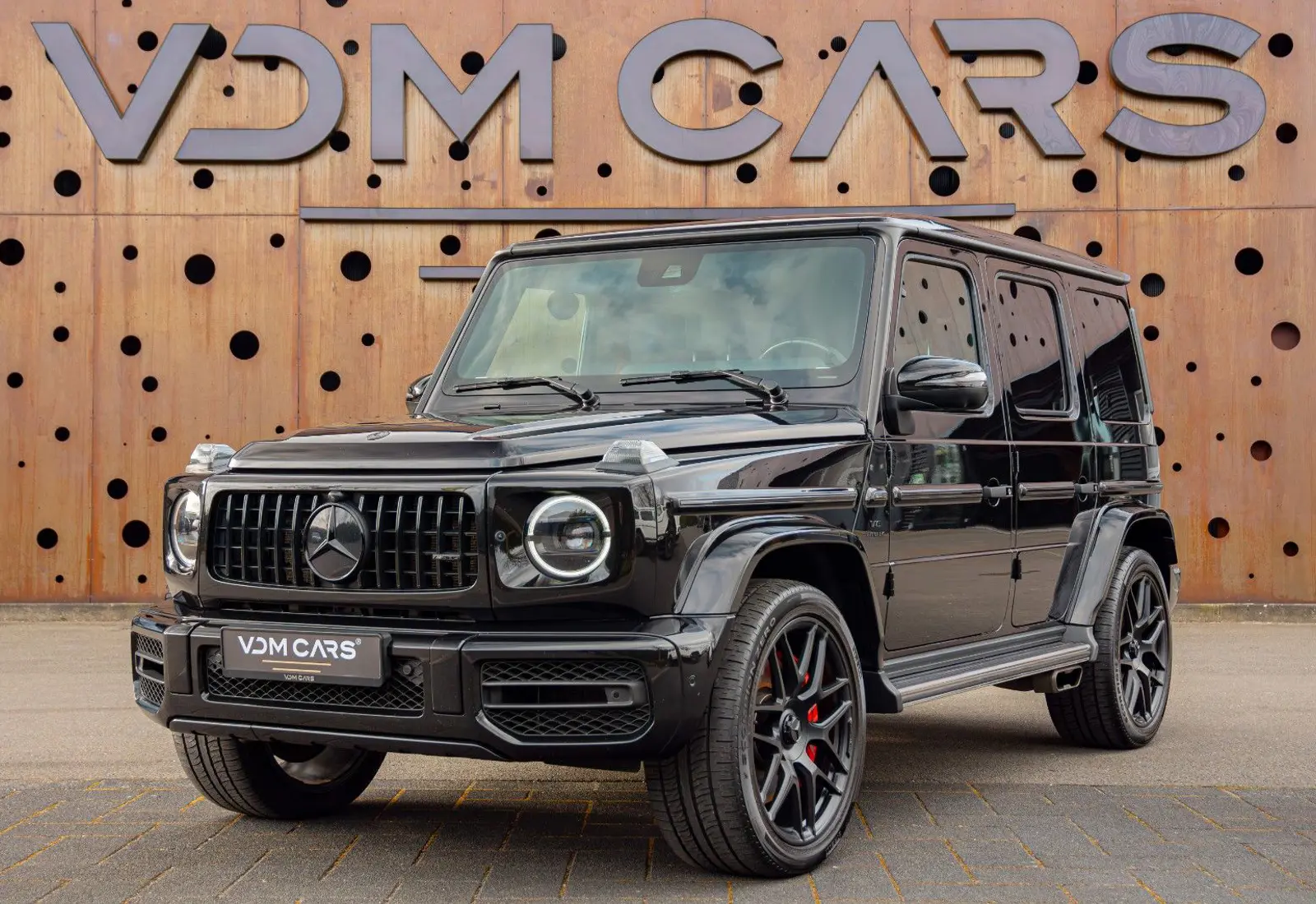 Mercedes-Benz G 63 AMG * AKRAPOVIC * NIGHT * MASSAGE *  - 113407