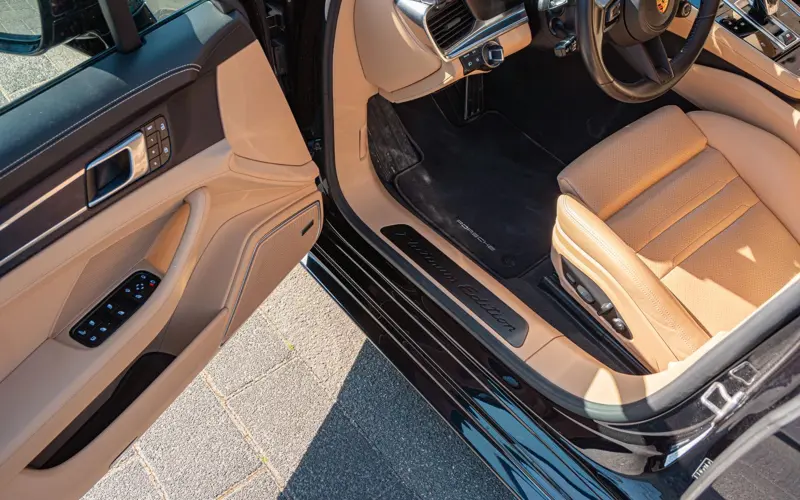 Porsche Panamera Sport Turismo 4 E-Hybrid Platinum Editi - 144978