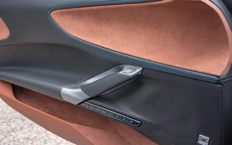 Ferrari SF90 Spider * CARBON(12x) * CARPLAY * LIFT * TWO-TONE *  - 126569