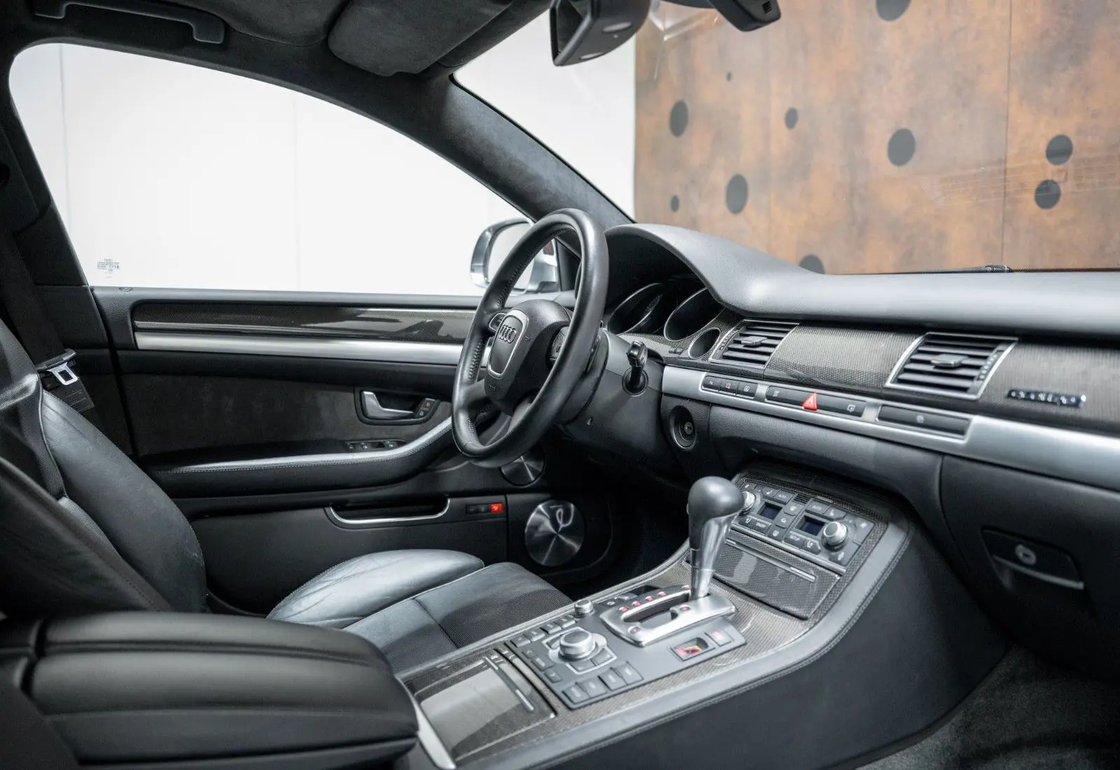 Audi S8 5.2 quattro * MASSAGE * LUFTFEDERUNG * CARBON *  - 168726