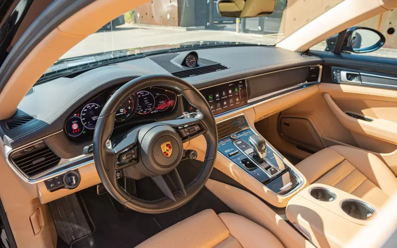Porsche Panamera Sport Turismo 4 E-Hybrid Platinum Editi - 144977
