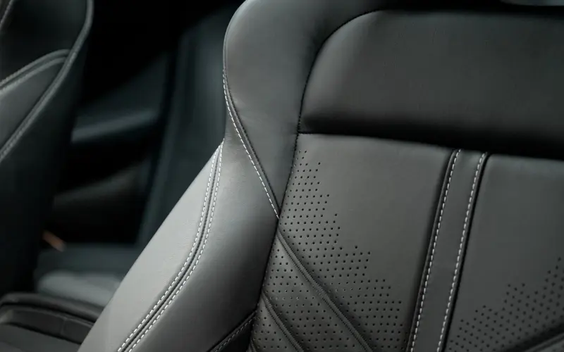 Aston Martin DBX 707 * Carbon * Sitzbelüftung * ACC * 360 * DesignPack - 168129
