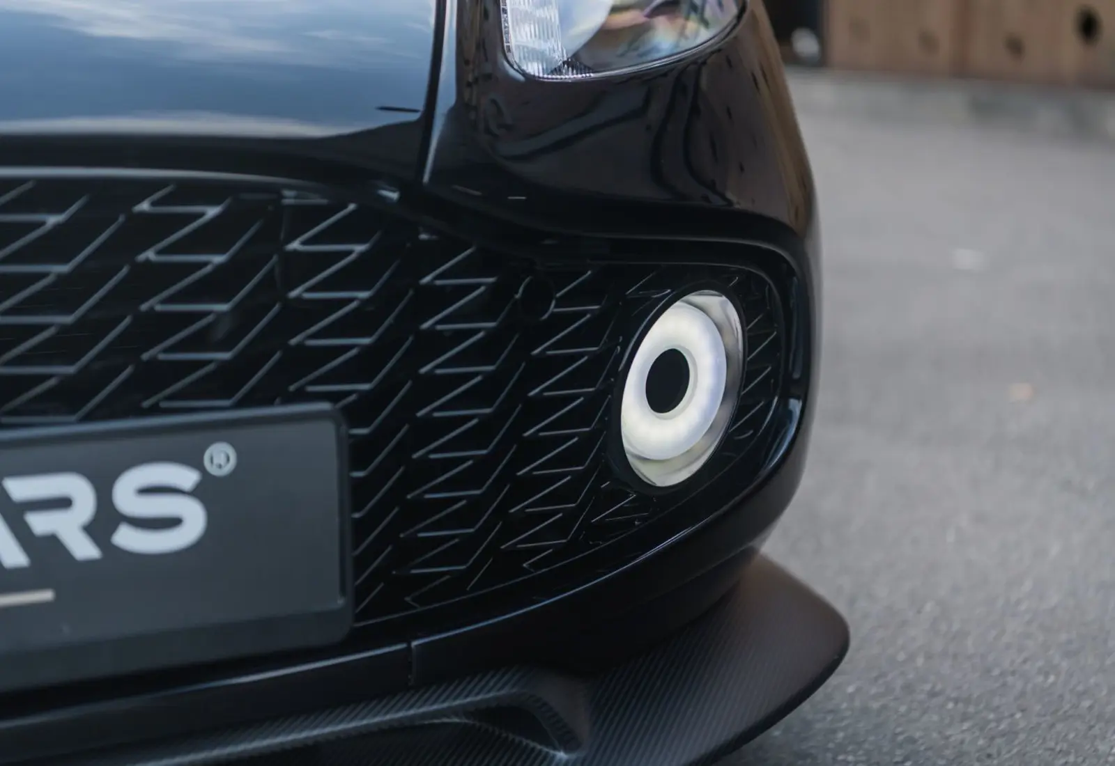 Aston Martin Vanquish Zagato Shooting Brake NEW SERVICE ! NEW - 125093