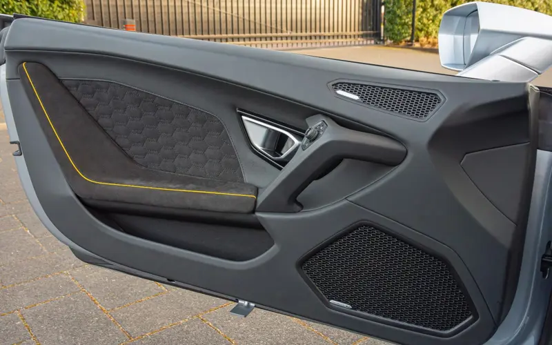 Lamborghini Huracán EVO AWD * LIFT * AD PERSONAM * STYLE * CONNECT - 105836