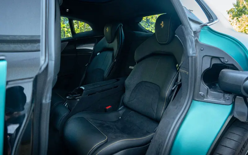 Ferrari Purosangue * ATELIER * FULL CARBON * MASSAGE * FULL *  - 151550