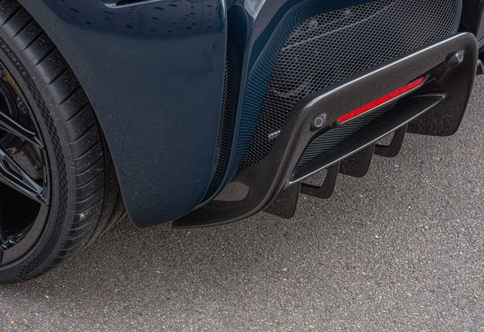 Ferrari SF90 Spider * CARBON(12x) * CARPLAY * LIFT * TWO-TONE *  - 119495