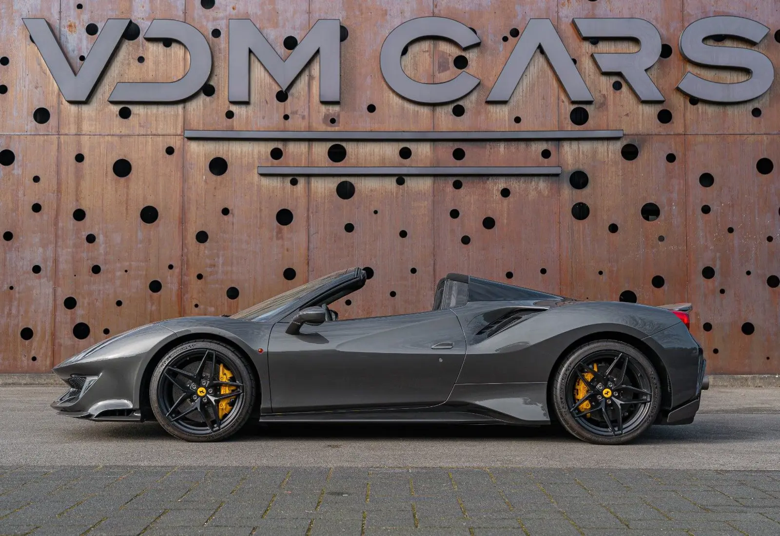 Ferrari 488 Pista Spider * CARBON 12X * 635KM * NEW SERVICE *  - 133207
