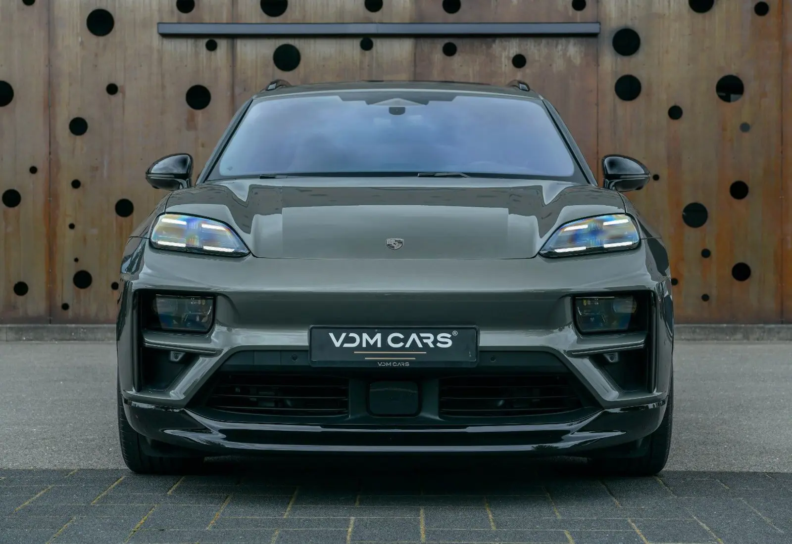 Porsche Macan Turbo Electric * INNO * P.DISPLAY * H.LENK * PANO - 115158