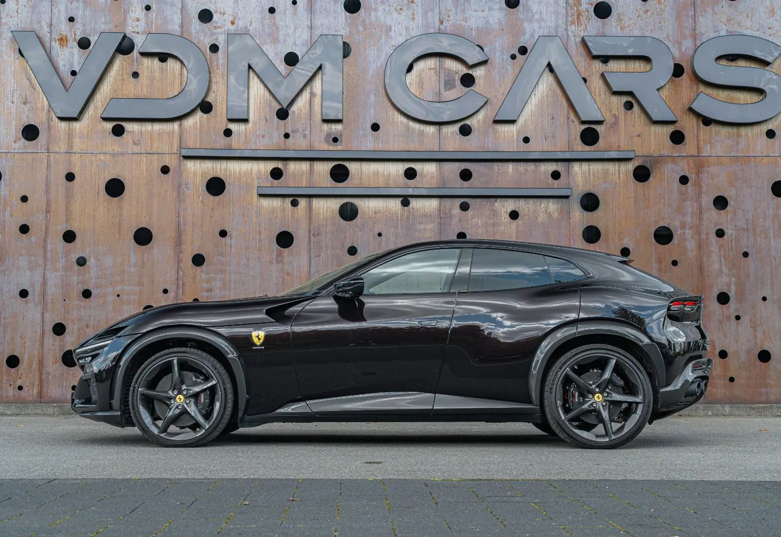 Ferrari Purosangue * Nero Purosangue * Carbon * Pano * LIFT - 167770