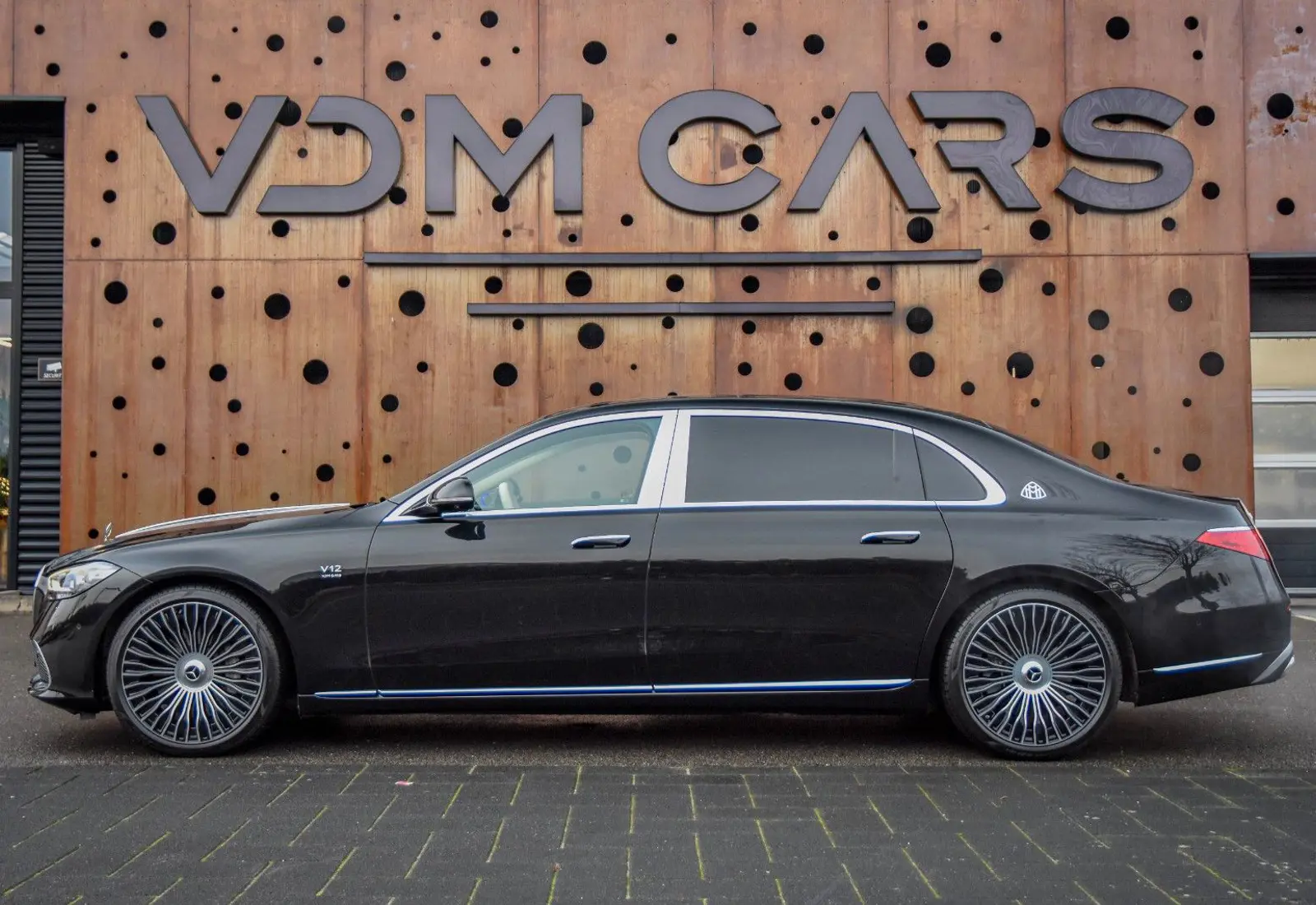 Mercedes-Benz S 680 Maybach 4M * First-Class Fond * Exclusive * VOL - 69069