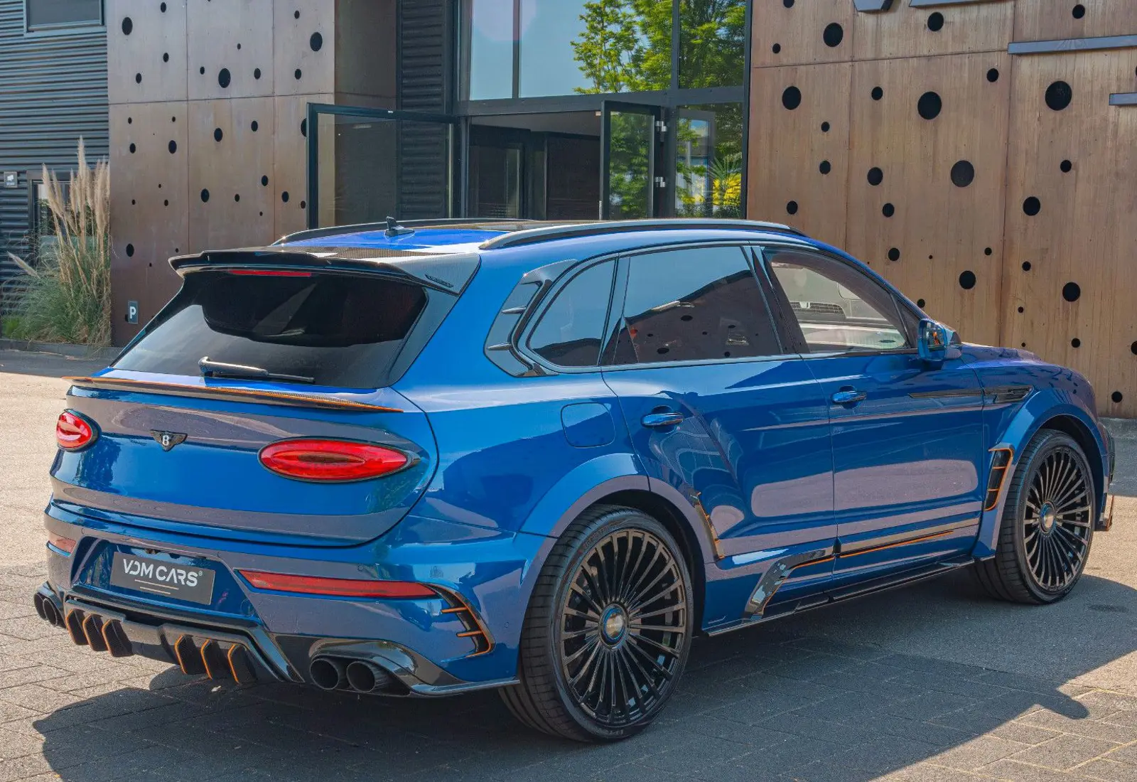 Bentley Bentayga V8 MANSORY * FULL CARBON * CERAMIC BRAKES *  - 85909