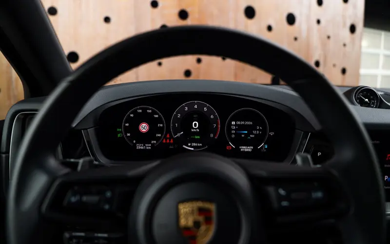 Porsche Cayenne E-Hybrid * PASM * SOFTCLOSE * PANO * CHRONO * 360 - 171972