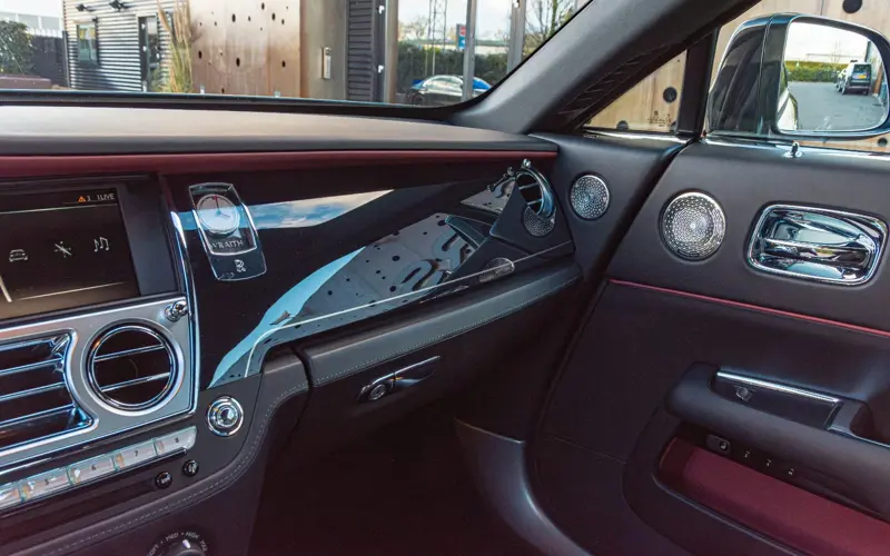 Rolls-Royce Wraith 6.6 V12 * MASSAGE * BESPOKE * DRIVE ASSIST+ *  - 113366