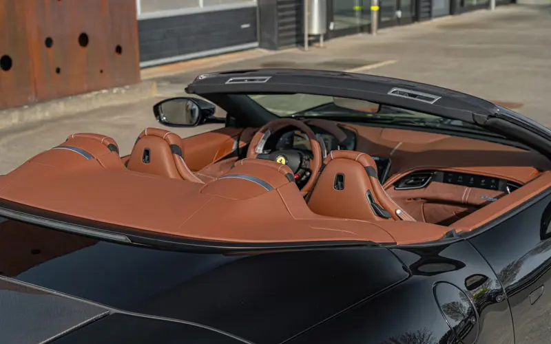 Ferrari Roma Spider * SPECIAL COLOR * ADAS * VENT * 360 * VOLL *  - 136192