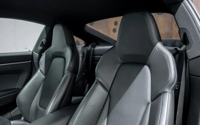 Porsche 911 Carrera 4S * 18-WEG * H.ACHSLENKUNG * SITZBELÜFT *  - 138442