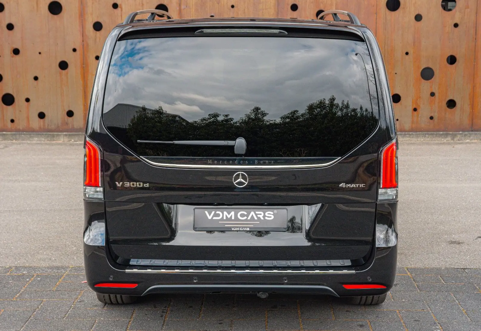 Mercedes-Benz V 300 d EXCLUSIVE L3 * NIGHT * 360 * AMG *  - 105321