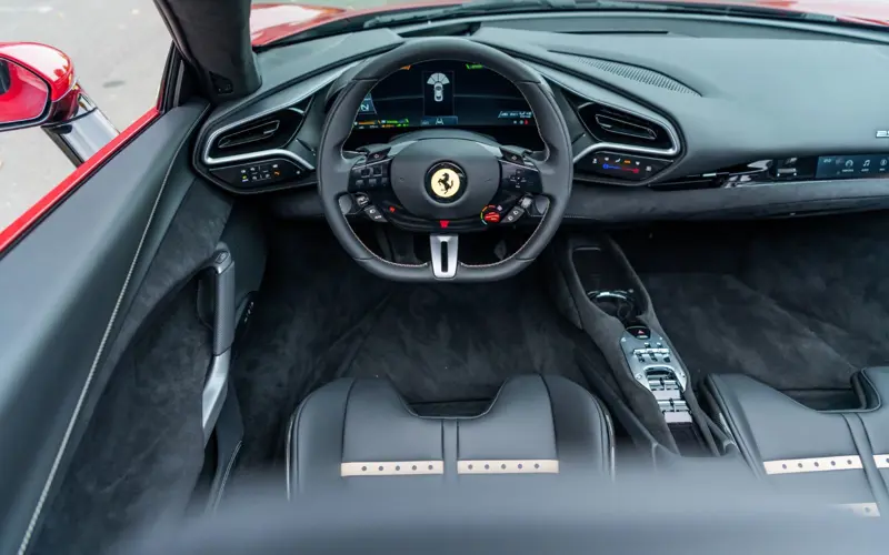 Ferrari 296 GTS * 1.HAND * ACC * CARPLAY * AFS * CONNECT * DAYTONA *  - 119207