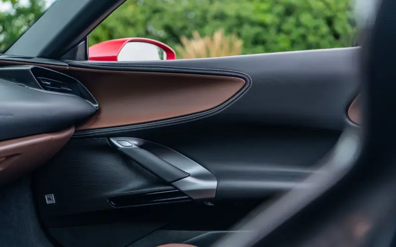 Ferrari SF90 Spider * LIFT * CARPLAY * AFS * TWO-TONE * CARBON *  - 166948