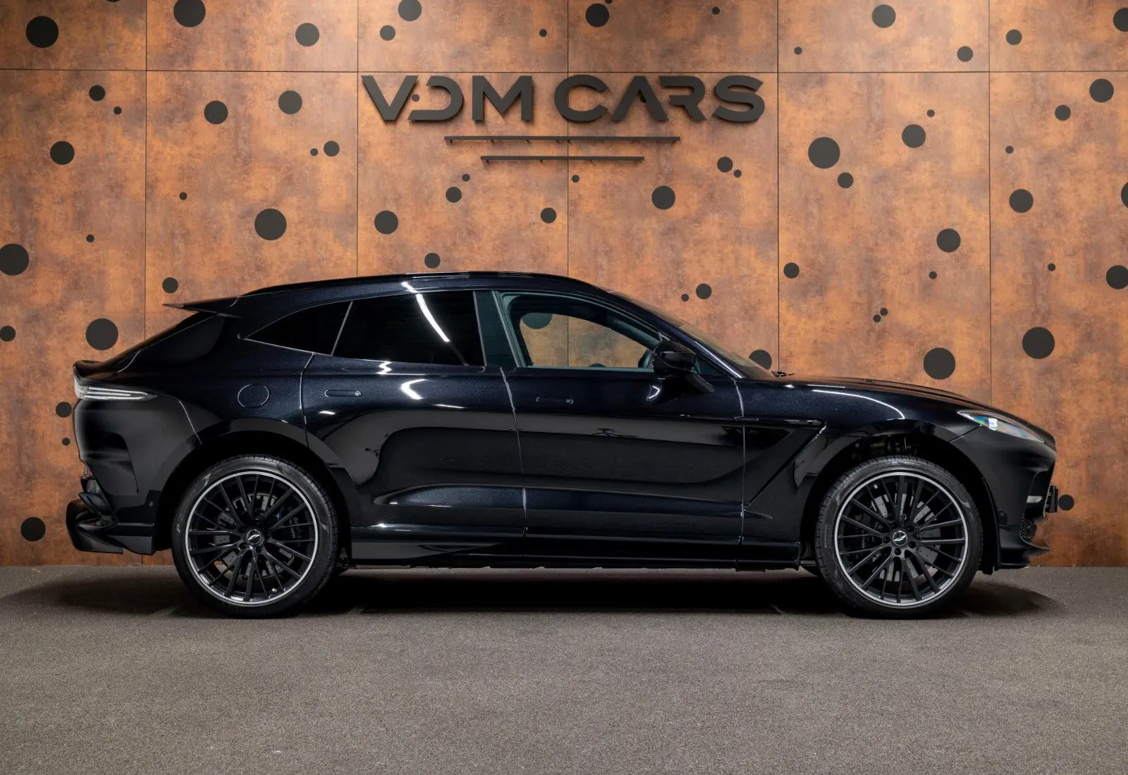 Aston Martin DBX 707 * Carbon * Sitzbelüftung * ACC * 360 * DesignPack - 168097