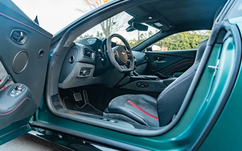 Aston Martin Vantage F1 * CARBON * AERO * INKL.ORIG.WINTERRADSATZ *  - 125159