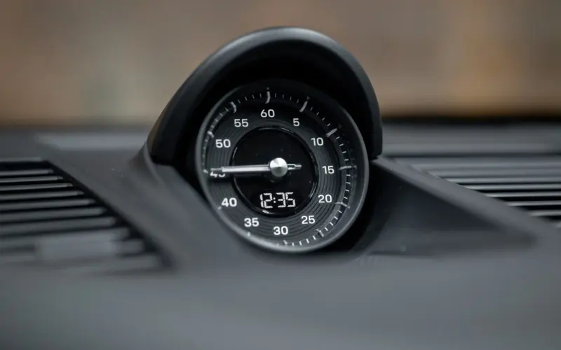 Porsche 911 Carrera 4S * 18-WEG * H.ACHSLENKUNG * SITZBELÜFT *  - 138453