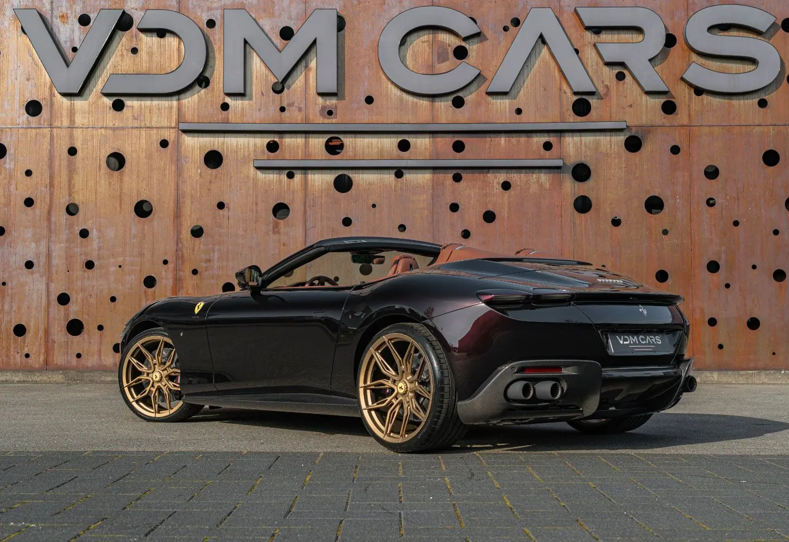 Ferrari Roma Spider * SPECIAL COLOR * ADAS * VENT * 360 * VOLL *  - 136161