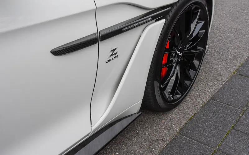 Aston Martin Vanquish Zagato Volante * 1 OF 99 *  - 110748