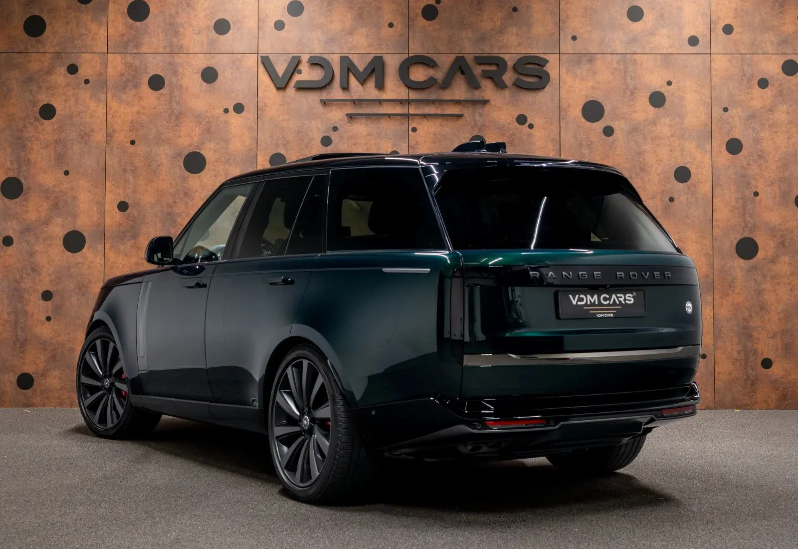 Land Rover Range Rover 4.4 P615 SV * Massage * Anhängerkup * Kühl - 170631