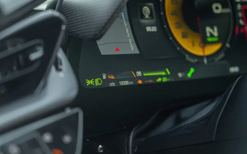 Ferrari SF90 Stradale * ATELIER * GIALLO TRIPLO * CARBON * TAILO - 138979