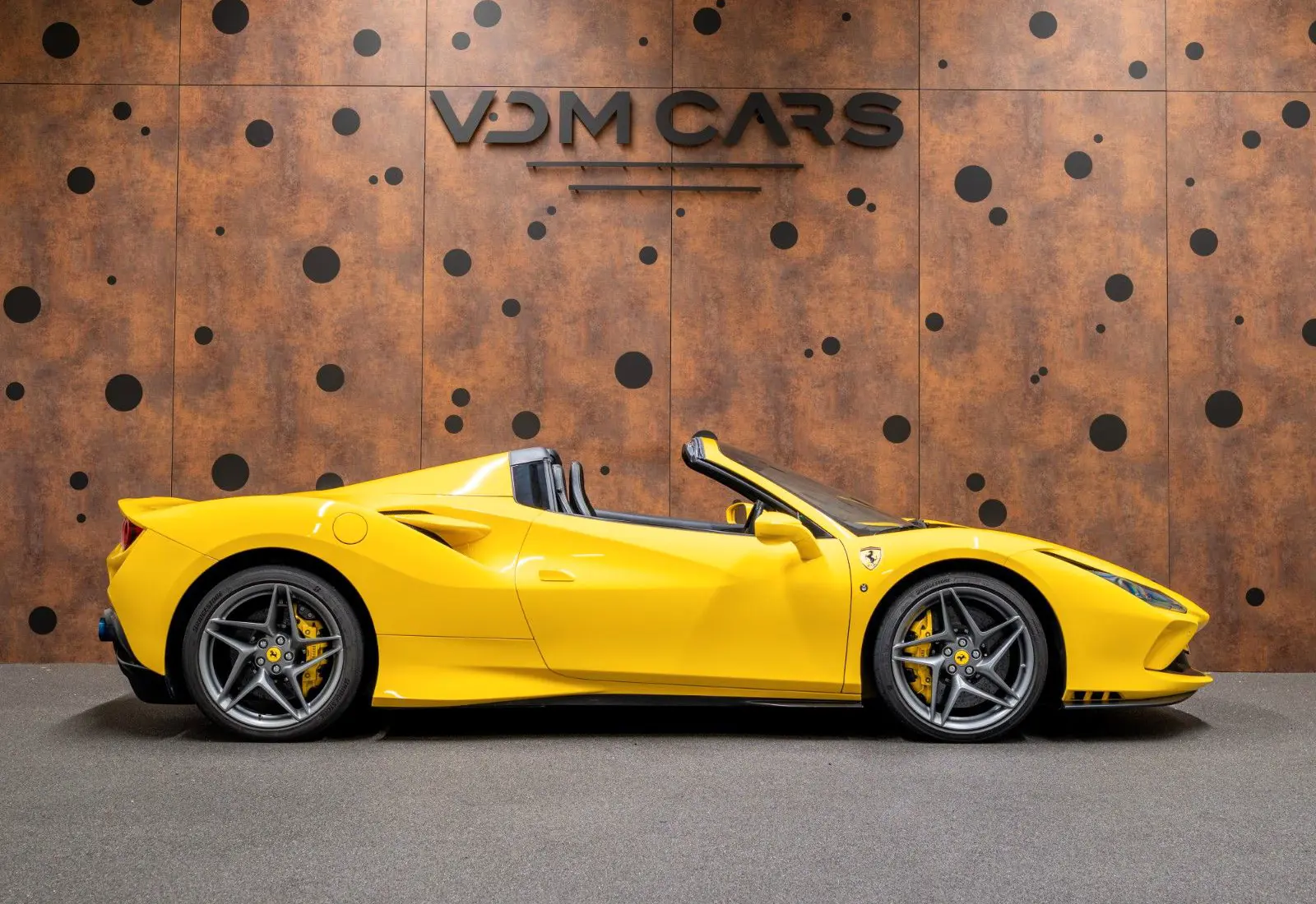 Ferrari F8 Spider * LIFT * AFS1 * CARBON * Racing Seats *  - 144899