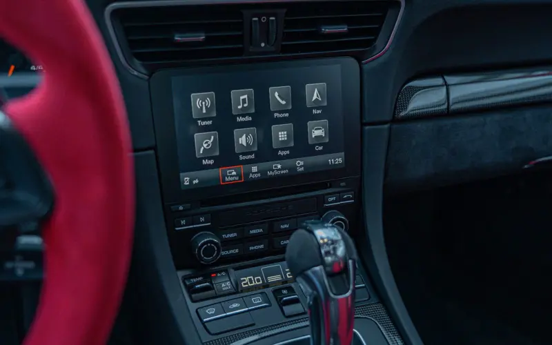 Porsche 911 GT2 RS * WEISSACH * 1.HAND * NUR 732KM * CLUBSPORT - 135836