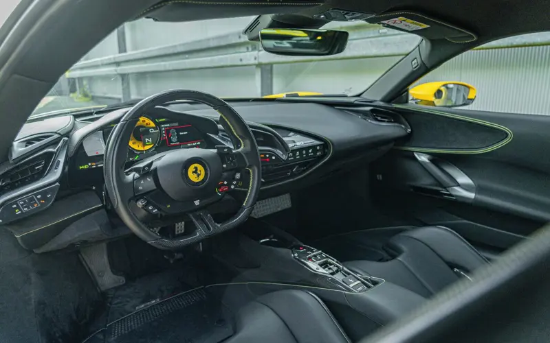 Ferrari SF90 Stradale * ATELIER * GIALLO TRIPLO * CARBON * TAILO - 138977