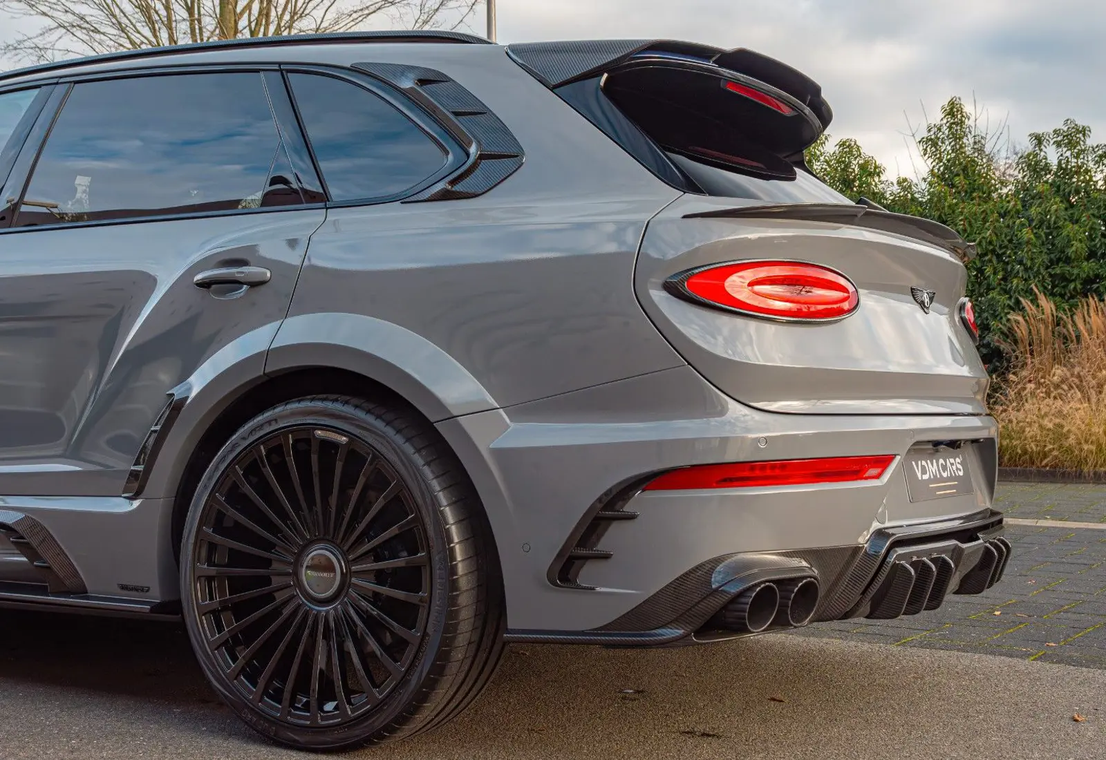 Bentley Bentayga V8 MANSORY * FULL CARBON * CERAMIC BRAKES *  - 74435